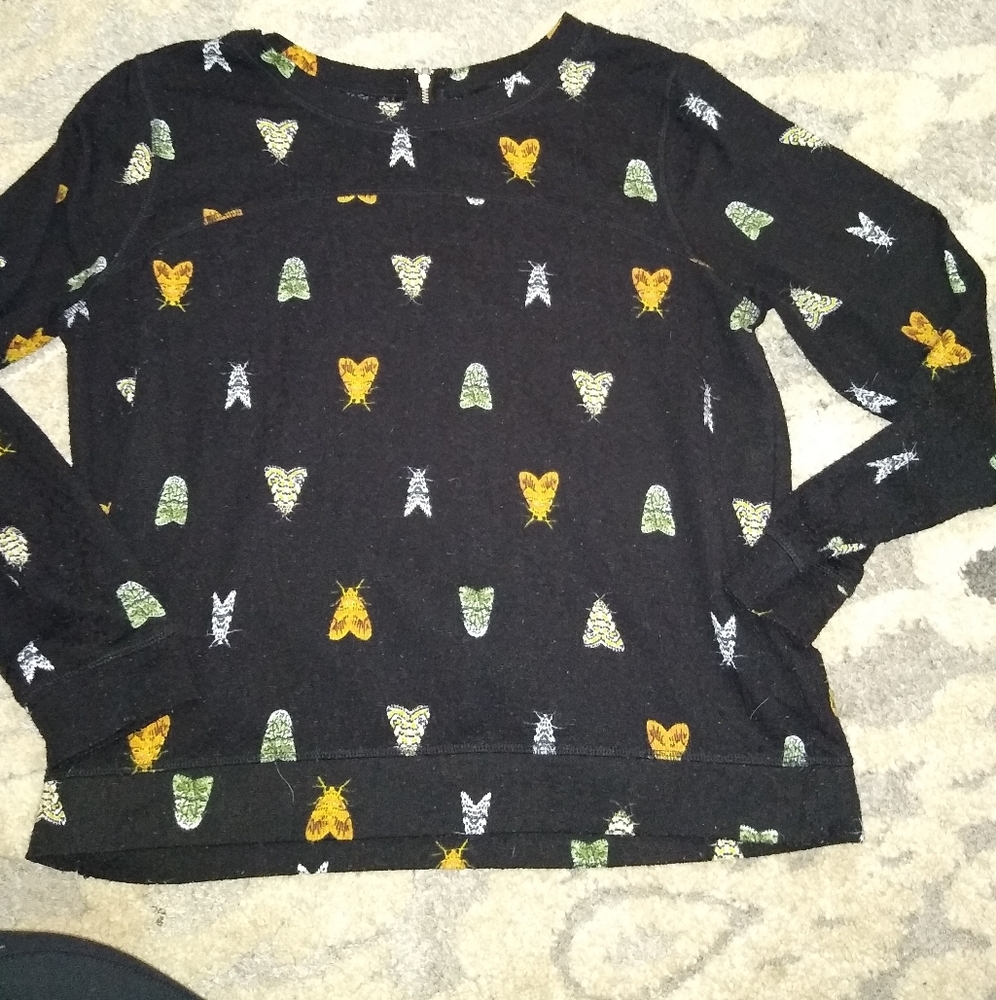H&M Medium Unique Black Moth Zipper Top